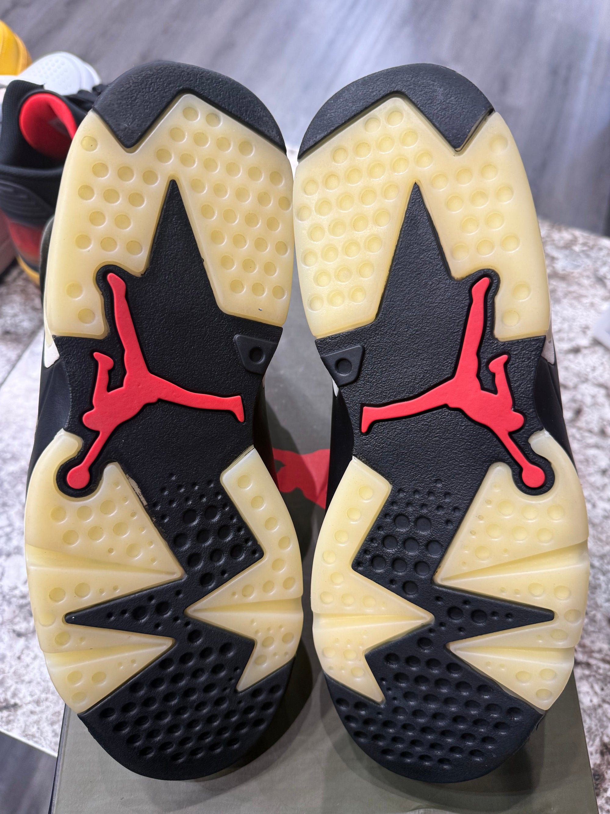 Jordan 6 Retro Travis Scott