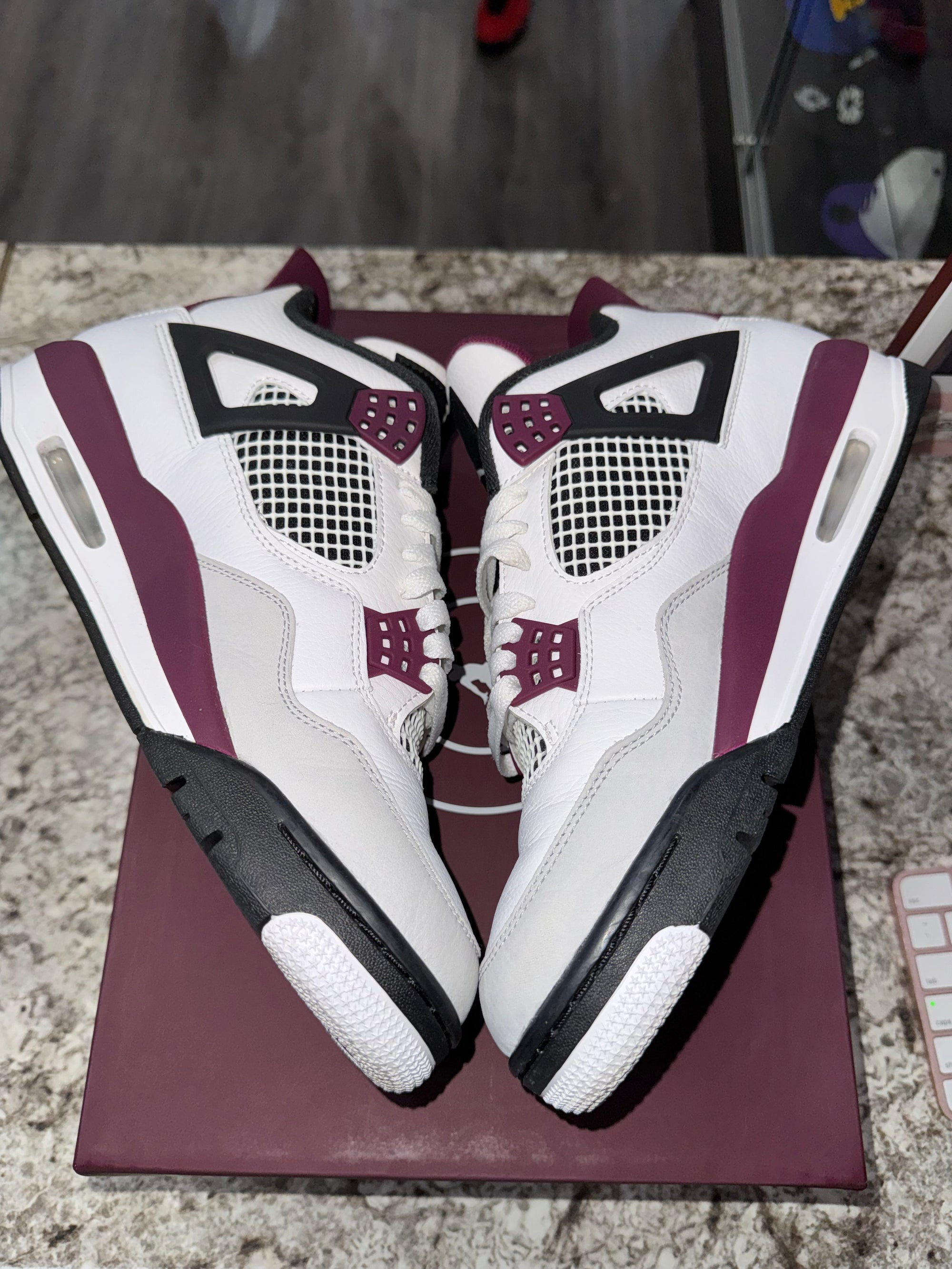 Jordan 4 Retro PSG Paris Saint-Germain