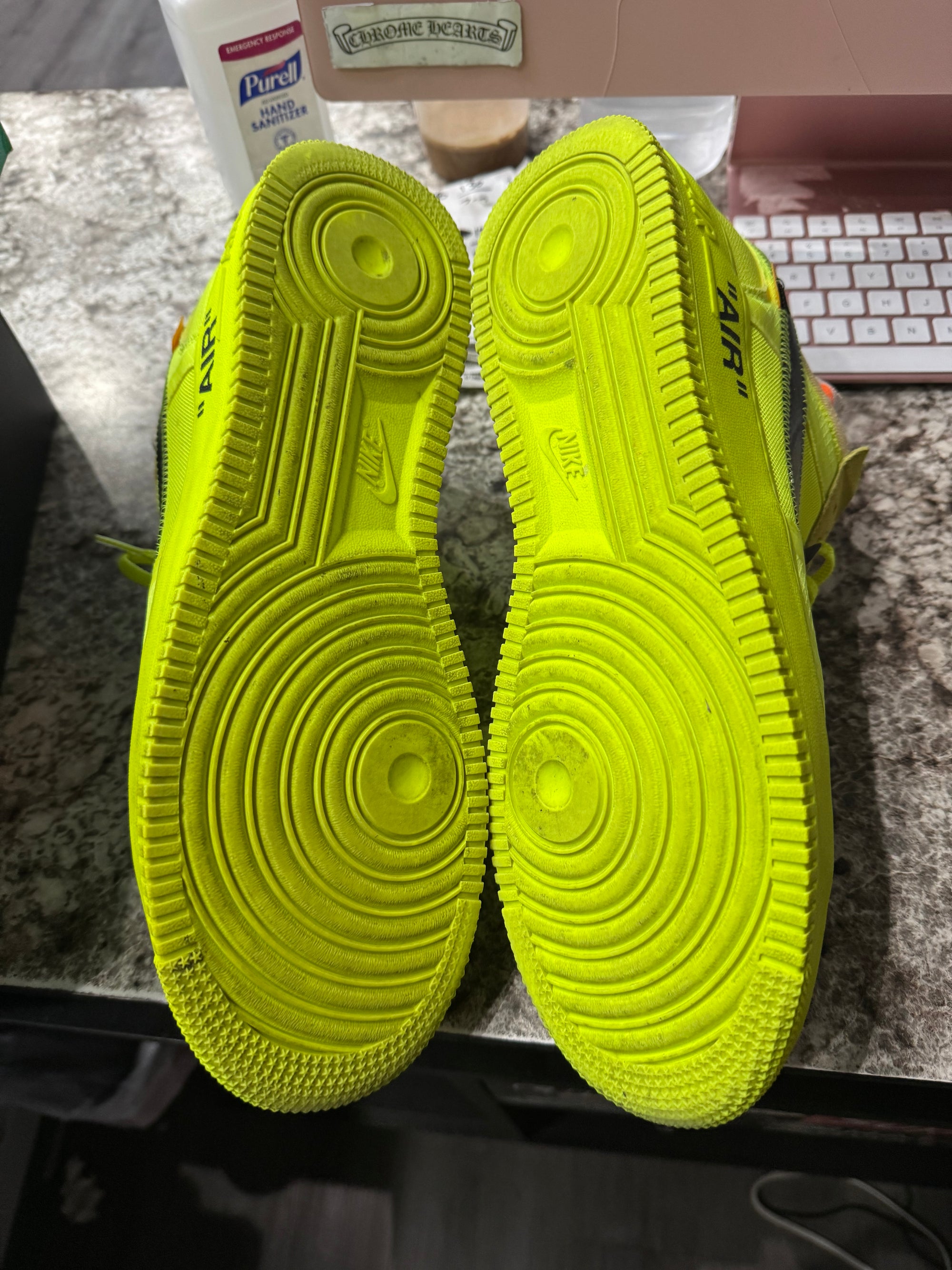 Nike Air Force 1 Low Off-White Volt