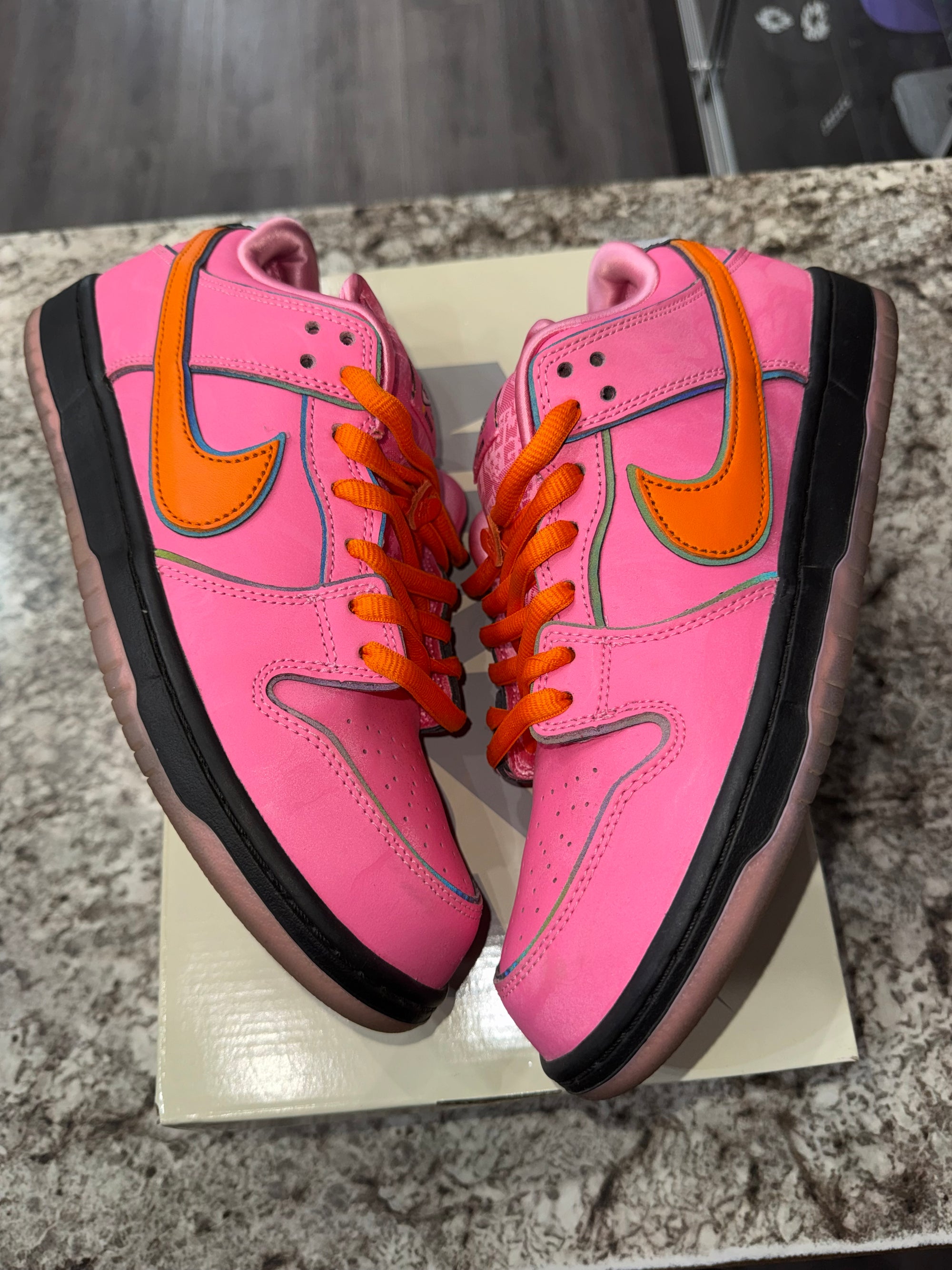 Nike SB Dunk Low The Powerpuff Girls Blossom
