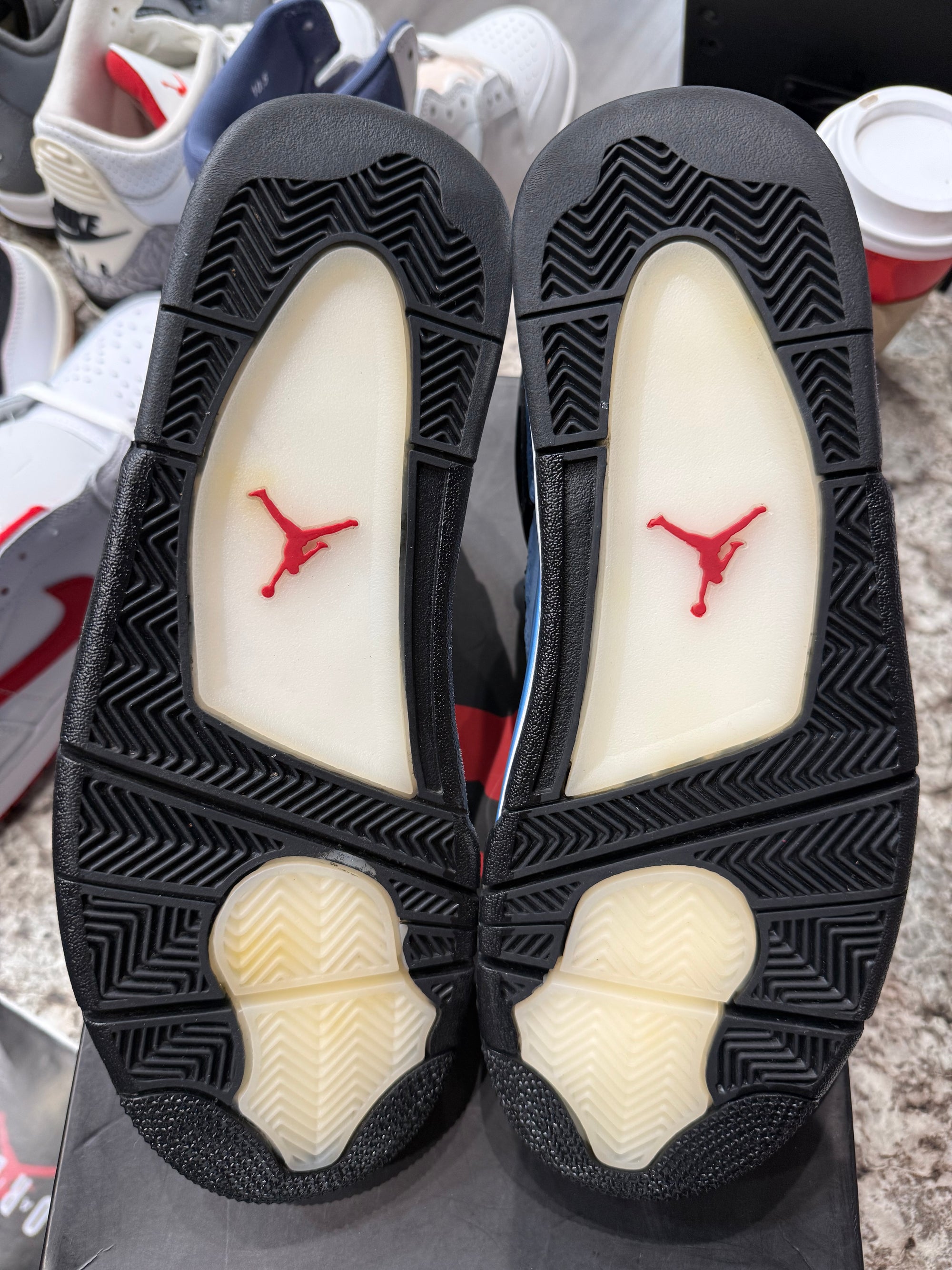 Jordan 4 Retro Travis Scott Cactus Jack