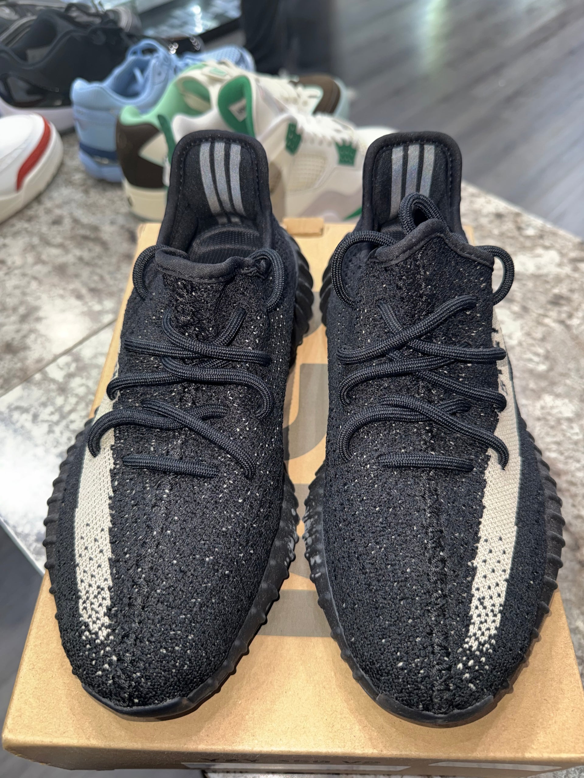 adidas Yeezy Boost 350 V2 Core Black White