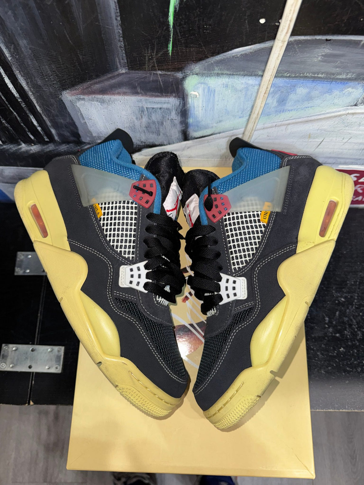 Jordan 4 Retro Union Off Noir
