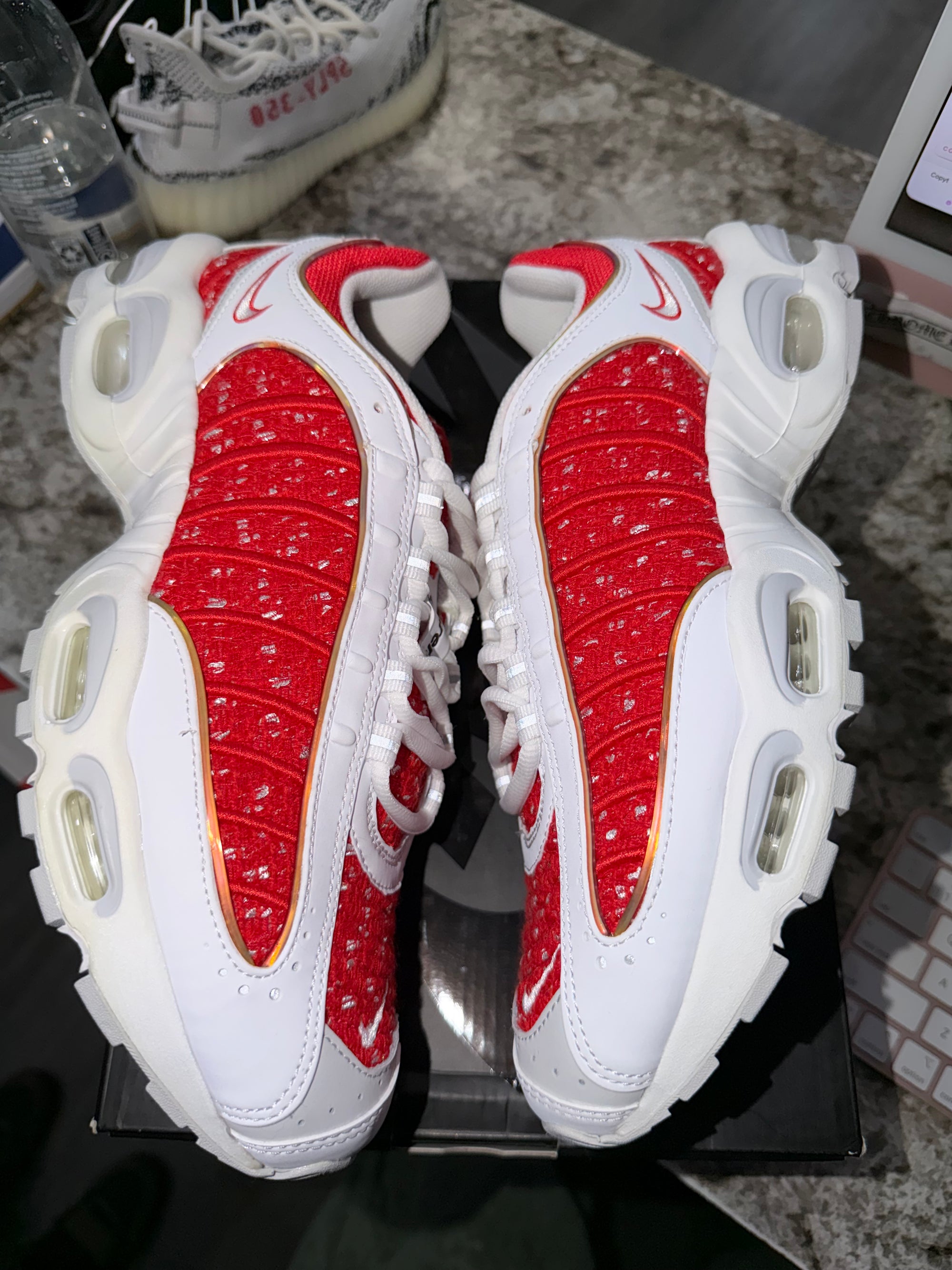 Nike Air Max Tailwind 4 Supreme White