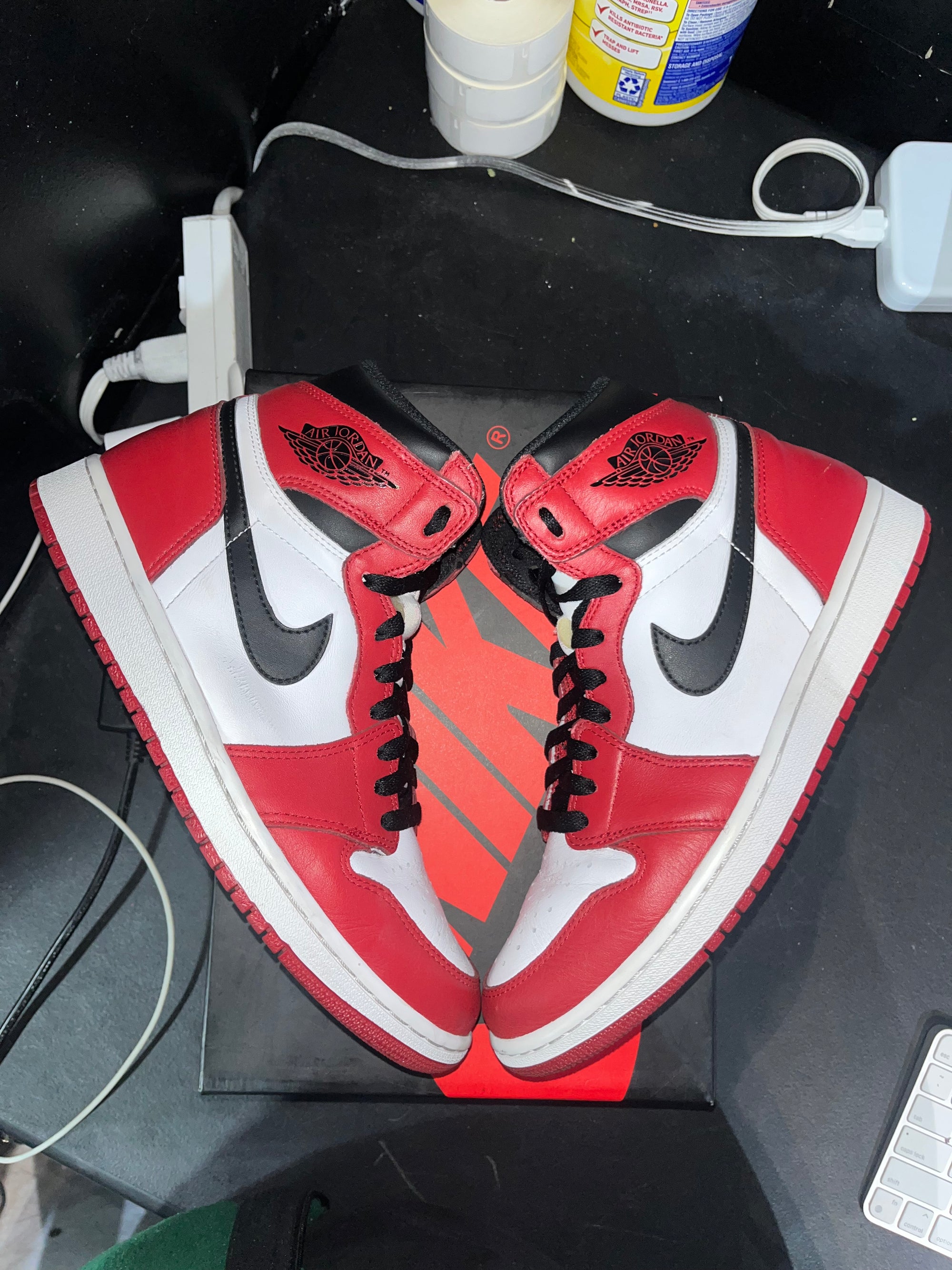 Jordan 1 Retro Chicago (2015)