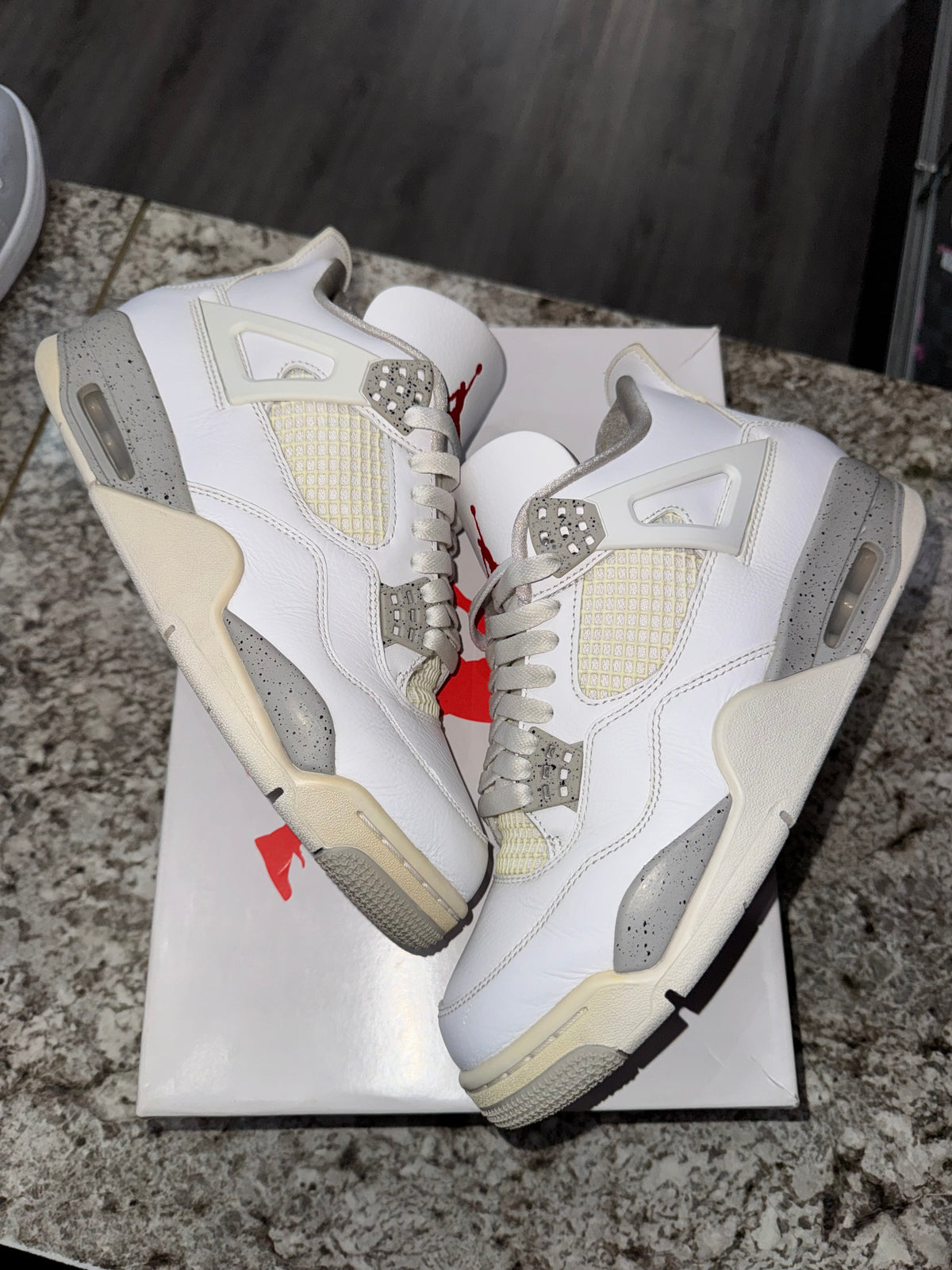Jordan 4 Retro White Oreo (2021)