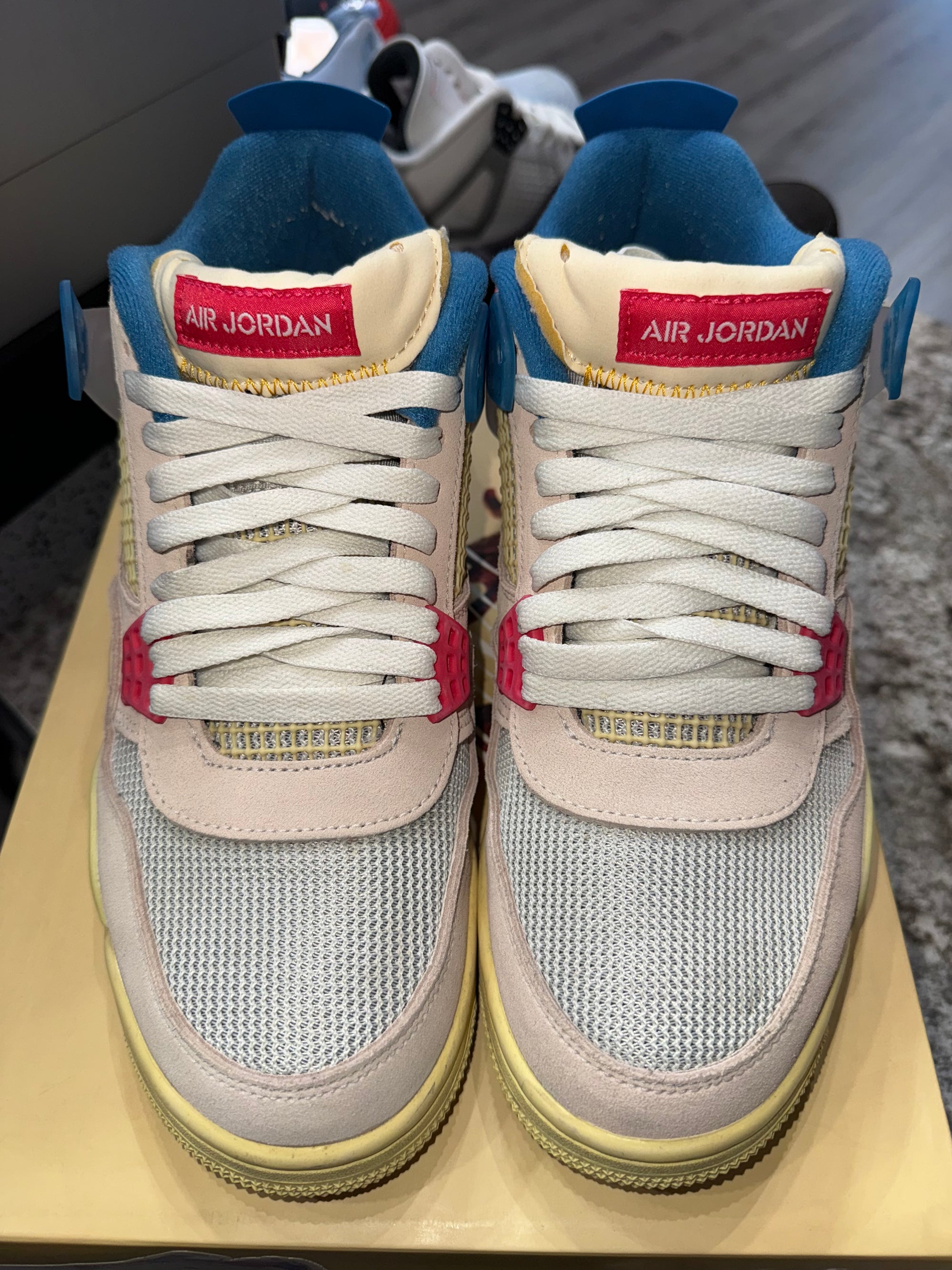 Jordan 4 Retro Union Guava Ice