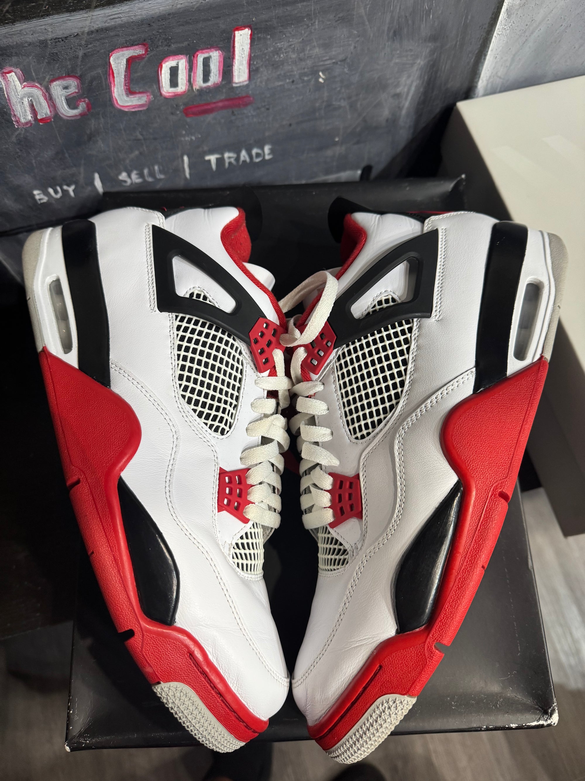 Jordan 4 Retro Fire Red (2020)
