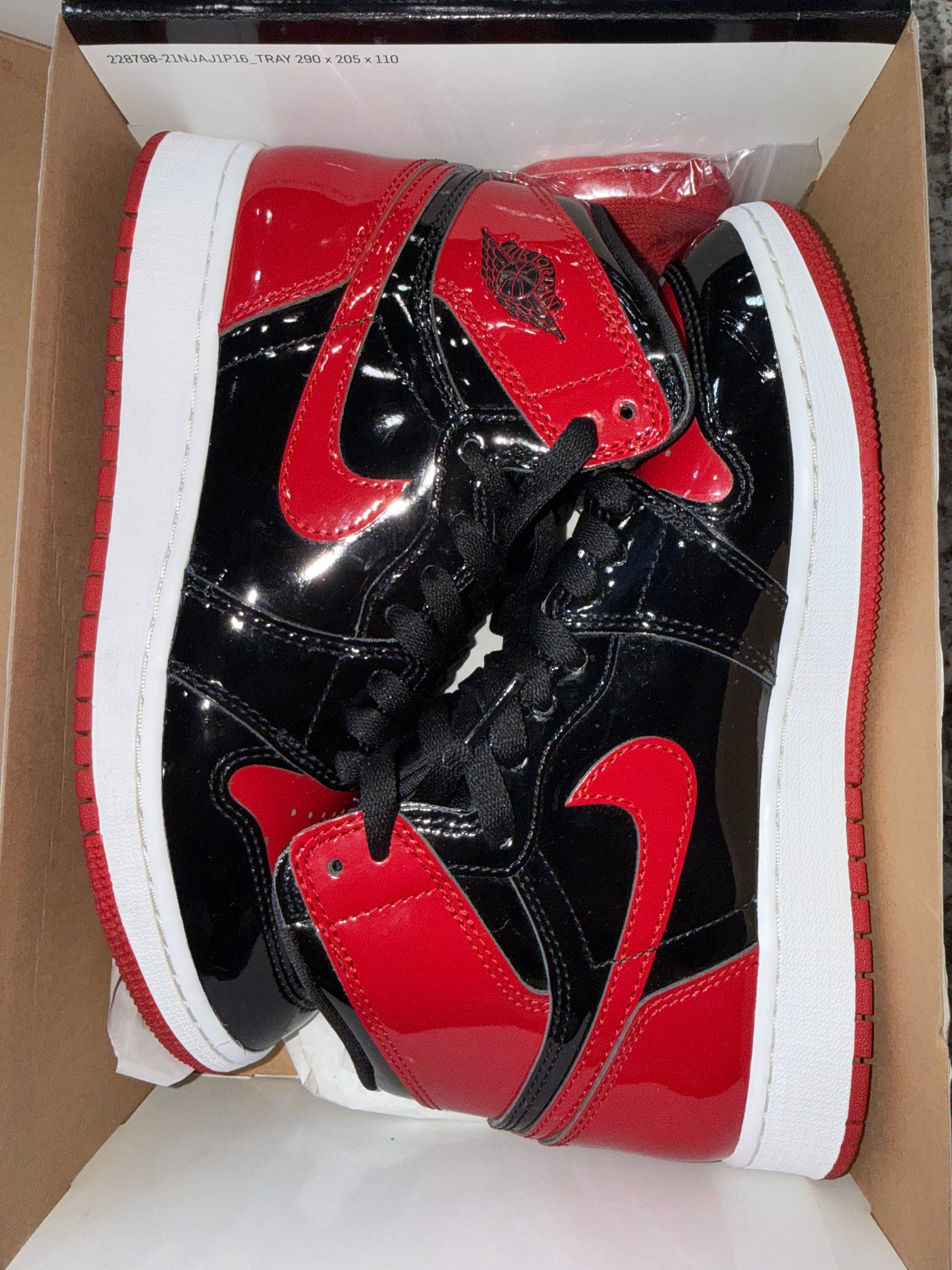 Jordan 1 Retro High OG Patent Bred (GS)