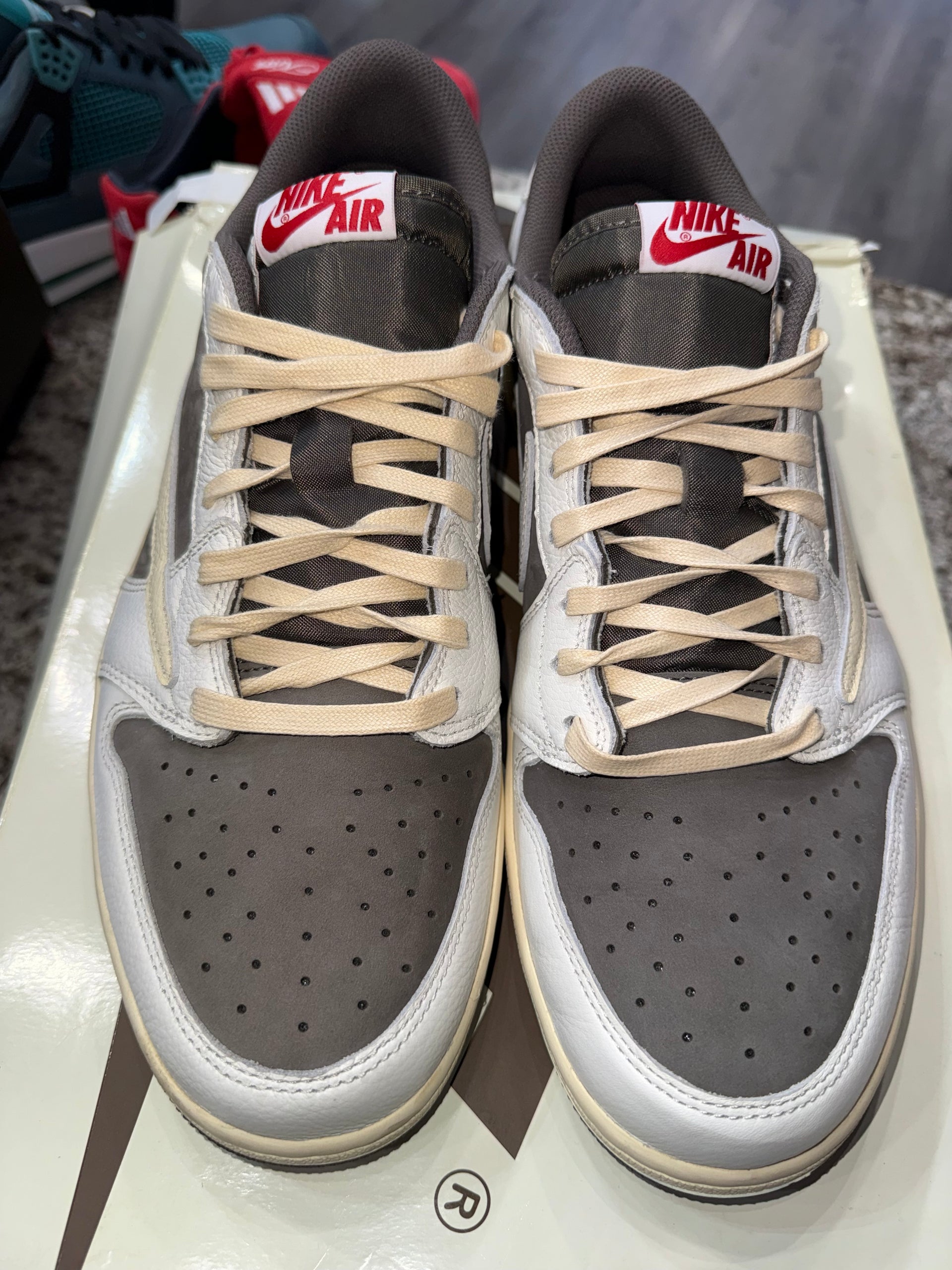 Jordan 1 Retro Low OG SP Travis Scott Reverse Mocha
