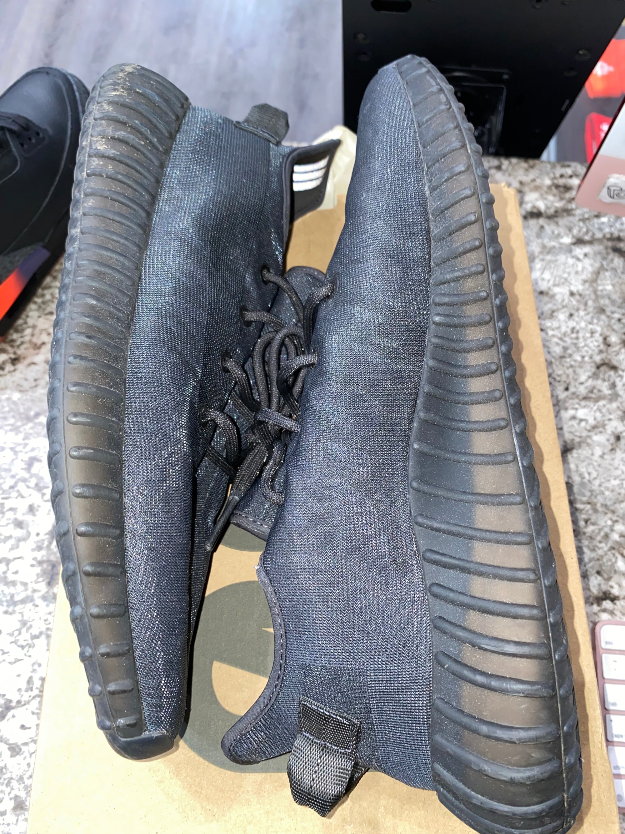 adidas Yeezy Boost 350 V2 Mono Cinder (REPLACEMENT BOX)
