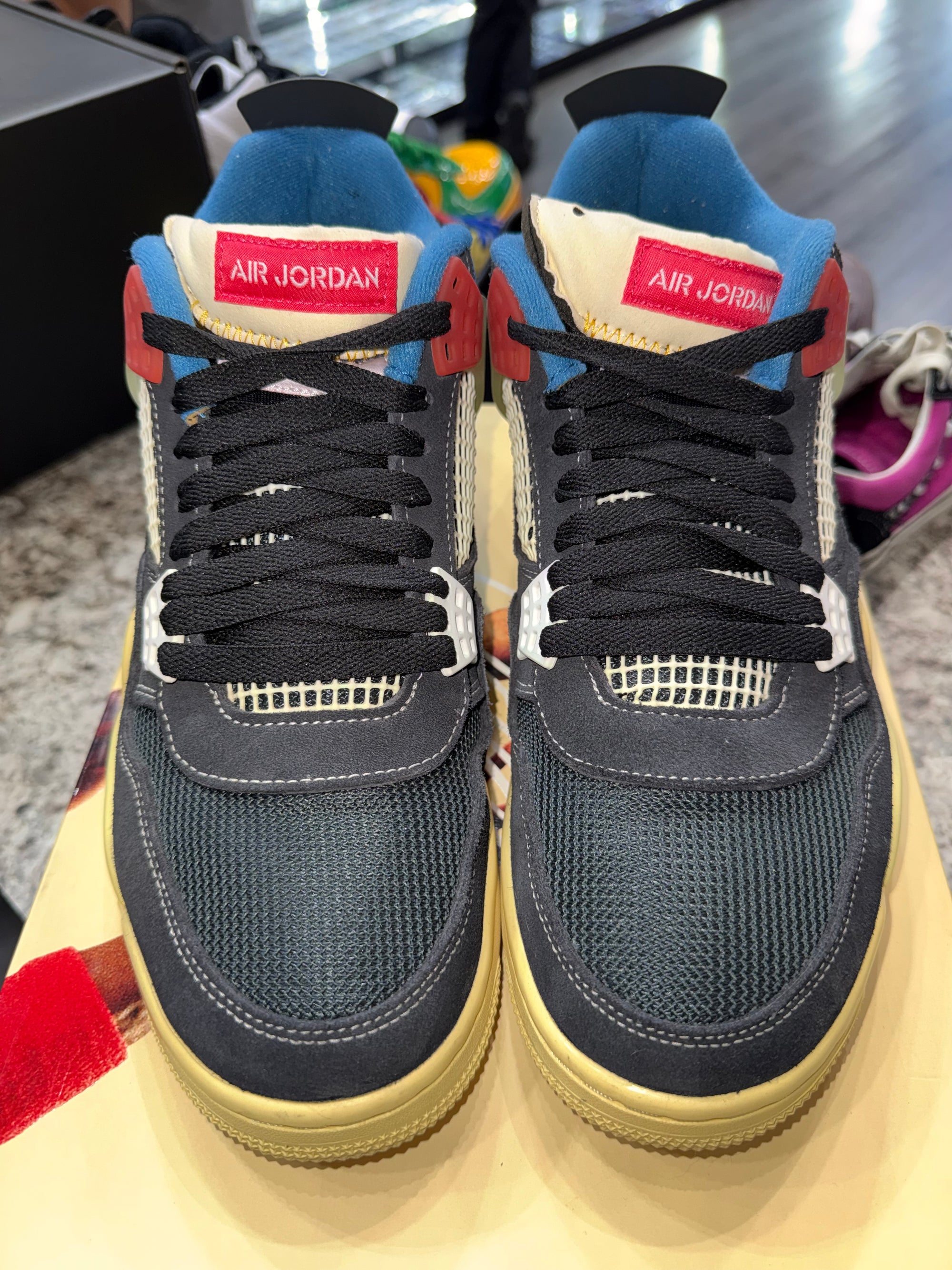 Jordan 4 Retro Union Off Noir