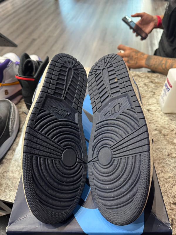 Jordan 1 Low OG Obsidian UNC