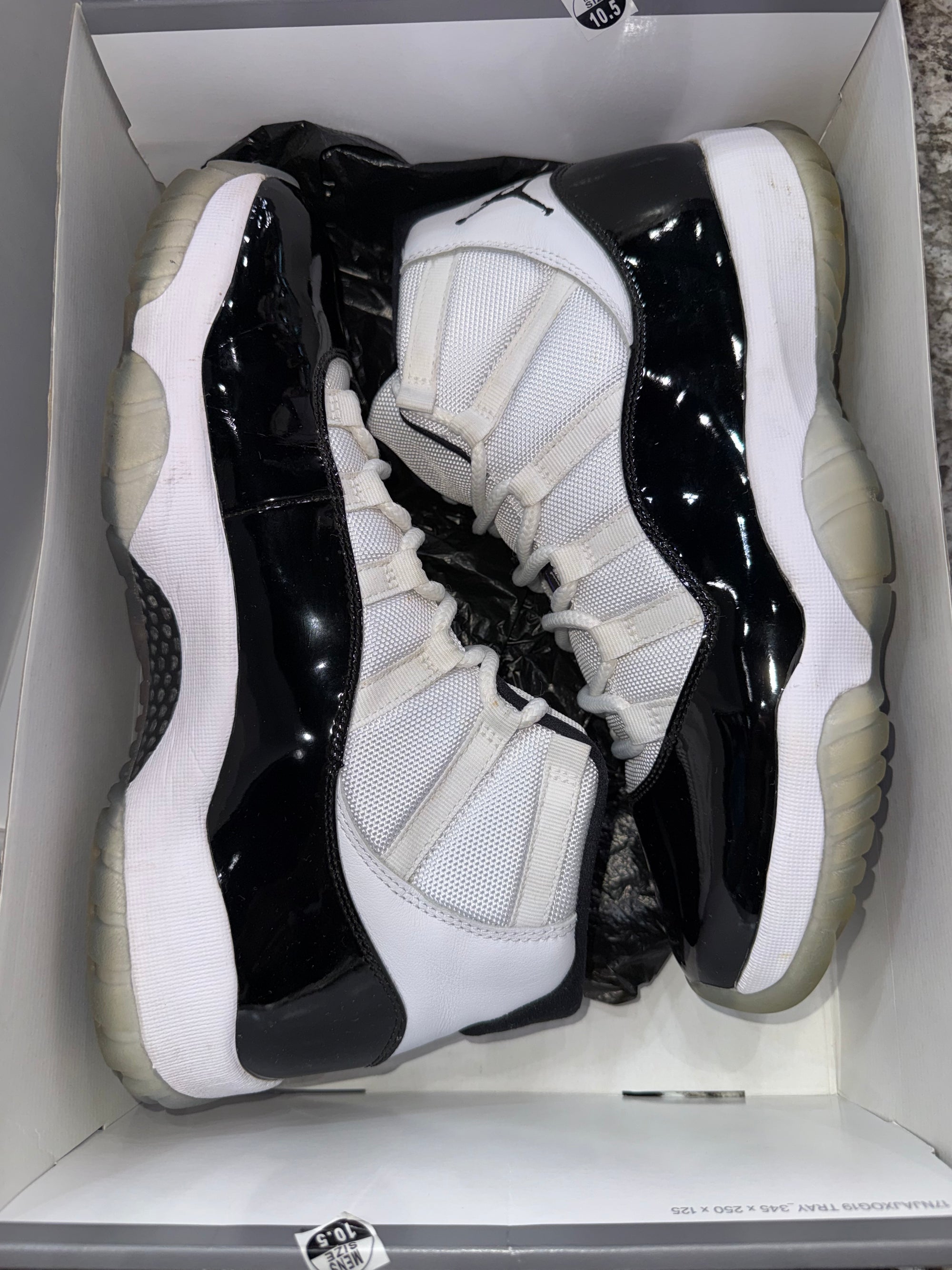 Jordan 11 Retro Concord (2018)